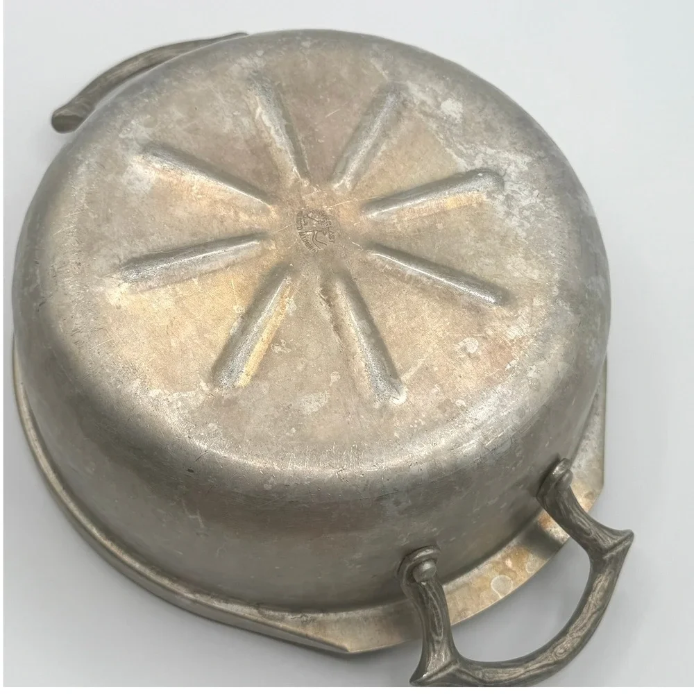 Everlast Forged Aluminum Casserole Serving Dish Lid Floral Silver Vintage Good